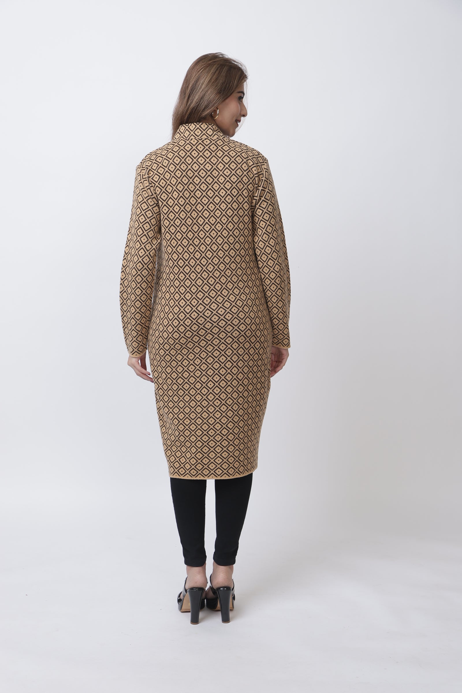 4663 Camel Long Cardigan Winter Wear TWENTY ME